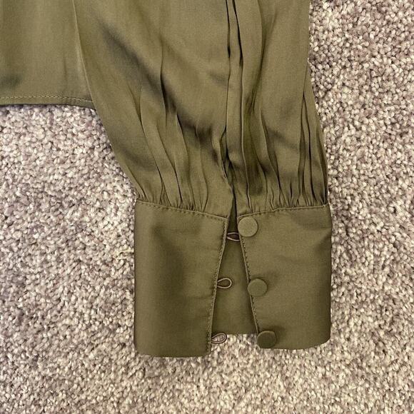 Express Women's Satin V-Neck Cuff Sleeve Top Olive Green Size XS - NWT $58 - Picture 8 of 15